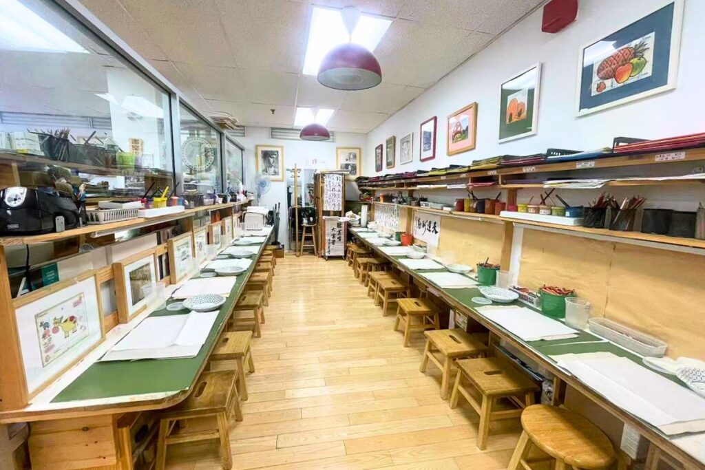 Art Studio Workstations